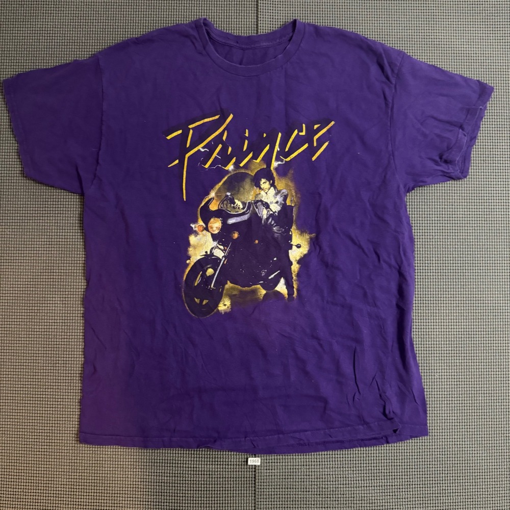 Prince Purple Rain Graphic T-Shirt Mens XL Purple Short Sleeve Rock Band Tee